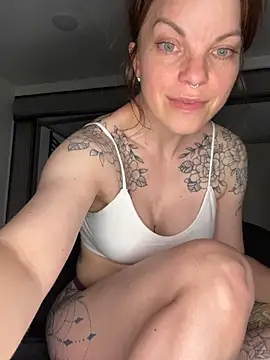 wildefaye online show from July 2026 09:25:01 PM