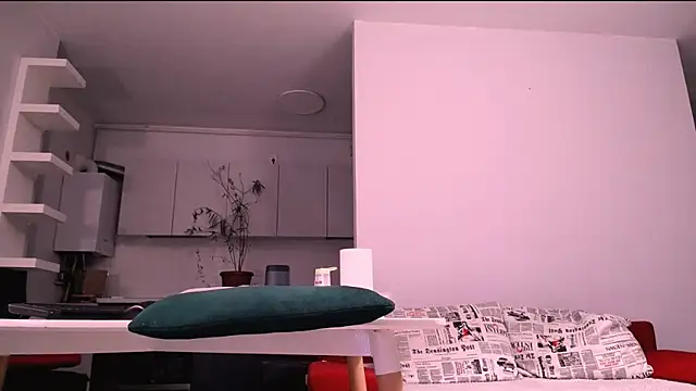 oxxxy    online show from February 2025 05:03:02 AM