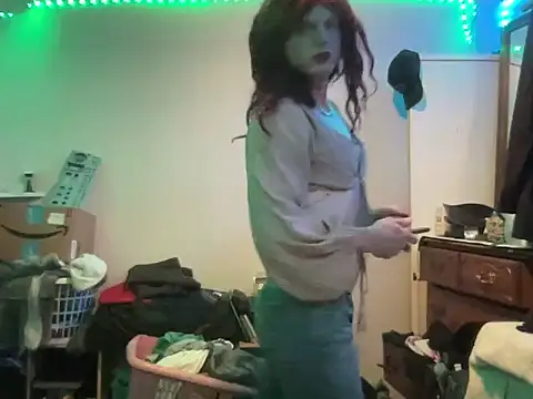 Snapshot of sum1betterthanmost chatting on November 2025 09:26:02 PM sum1betterthanmost online show from November 2025 09:26:02 PM