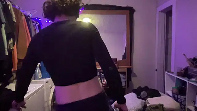 Snapshot of sum1betterthanmost chatting on January 2026 12:48:01 AM sum1betterthanmost online show from January 2026 12:48:01 AM