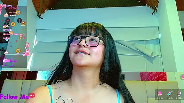 scarlleth  online show from March 2025 03:18:02 PM