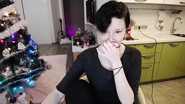 Snapshot of Kira_Bakker chatting on December 2024 01:47:01 AM Kira Bakker online show from December 2024 01:47:01 AM