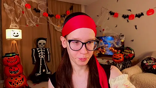 Snapshot of BettyBrowni chatting on October 2025 04:20:02 PM BettyBrowni online show from October 2025 04:20:02 PM