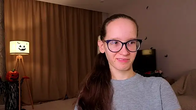 Snapshot of BettyBrowni chatting on November 2025 04:07:02 PM BettyBrowni online show from November 2025 04:07:02 PM