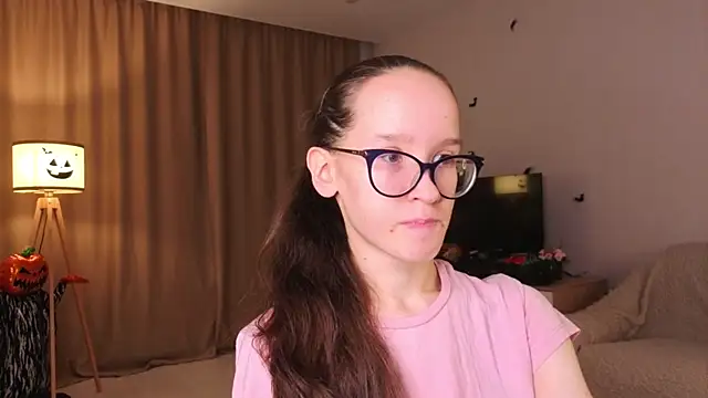 Snapshot of BettyBrowni chatting on November 2025 04:05:01 PM BettyBrowni online show from November 2025 04:05:01 PM