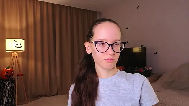 Snapshot of BettyBrowni chatting on November 2025 04:12:02 PM BettyBrowni online show from November 2025 04:12:02 PM