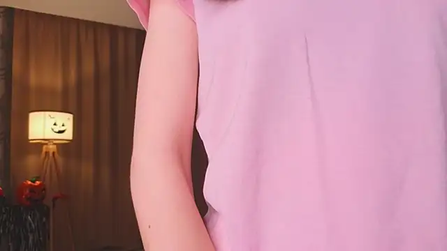 Snapshot of BettyBrowni chatting on November 2025 04:07:01 PM BettyBrowni online show from November 2025 04:07:01 PM