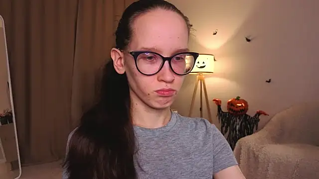 Snapshot of BettyBrowni chatting on December 2025 04:13:01 PM BettyBrowni online show from December 2025 04:13:01 PM