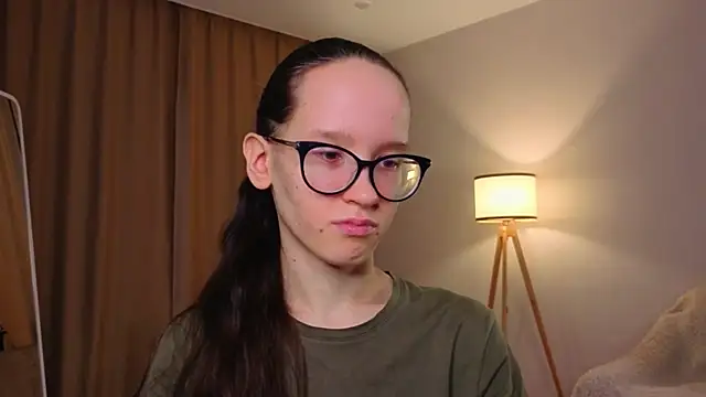 BettyBrowni online show from January 2026 04:10:01 PM