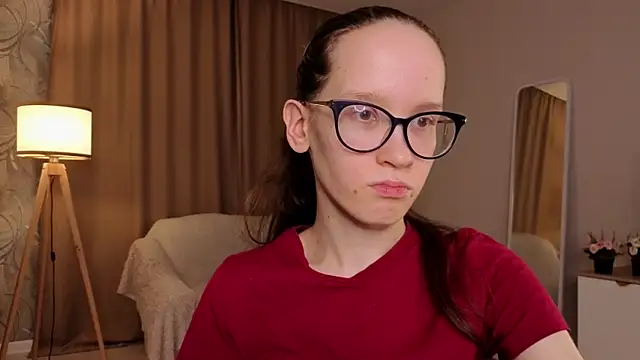 BettyBrowni online show from April 2026 08:20:01 PM