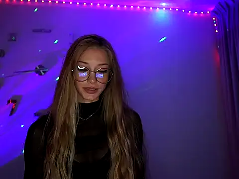 Snapshot of BARBIE_22888 chatting on September 2025 06:42:01 PM BARBIE 22888 online show from September 2025 06:42:01 PM