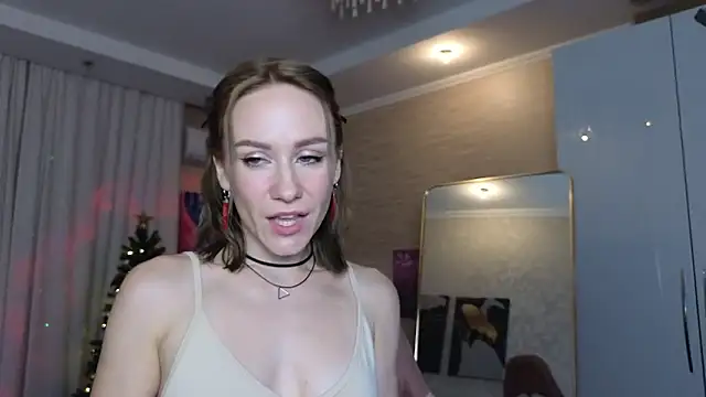 Snapshot of VeronicaRoss chatting on December 2024 05:14:02 AM VeronicaRoss online show from December 2024 05:14:02 AM