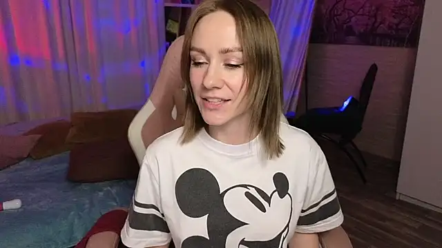 Snapshot of VeronicaRoss chatting on January 2025 06:01:02 AM VeronicaRoss online show from January 2025 06:01:02 AM