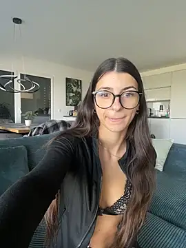 Wildberry  online show from September 2025 07:35:02 AM