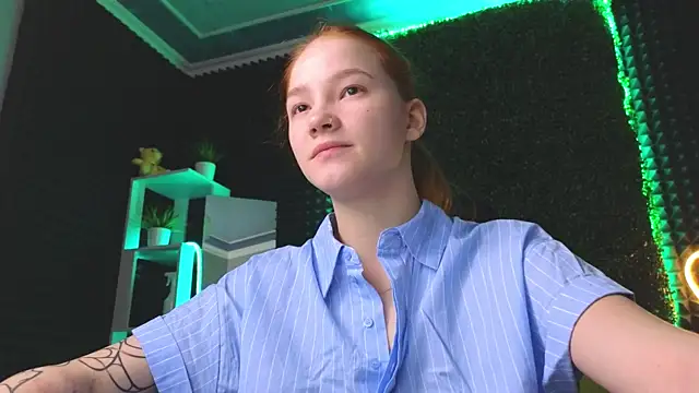 Snapshot of erikabrian chatting on December 2024 01:39:02 AM erikabrian online show from December 2024 01:39:02 AM