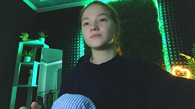 Snapshot of erikabrian chatting on December 2024 04:41:01 AM erikabrian online show from December 2024 04:41:01 AM