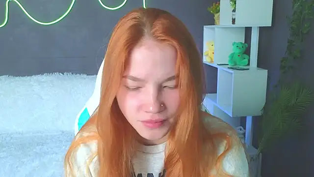 Snapshot of erikabrian chatting on September 2025 01:49:02 AM erikabrian online show from September 2025 01:49:02 AM