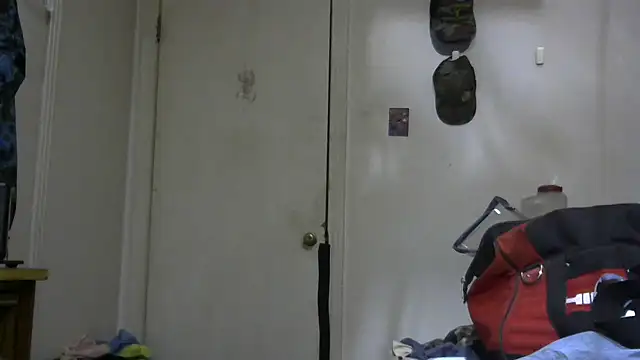 Snapshot of pipeload1275 chatting on April 2026 10:31:02 PM pipeload1275 online show from April 2026 10:31:02 PM