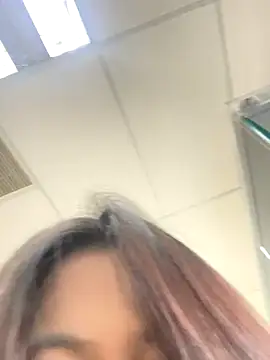 Lin SiYee online show from October 2025 06:39:02 AM