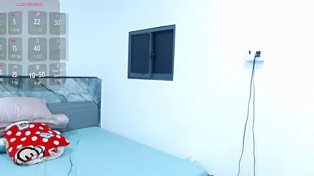 Snapshot of Lin_SiYee chatting on December 2025 10:44:02 AM Lin SiYee online show from December 2025 10:44:02 AM