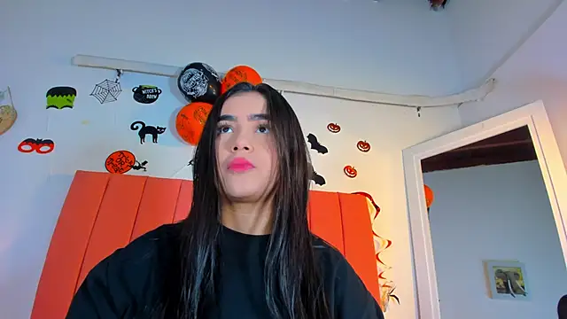 Snapshot of valen_rose0 chatting on October 2025 12:06:02 PM valen rose0 online show from October 2025 12:06:02 PM