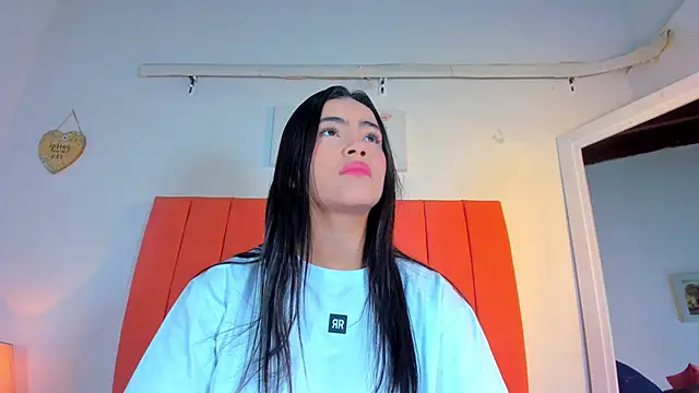 Snapshot of valen_rose0 chatting on November 2025 12:08:02 PM valen rose0 online show from November 2025 12:08:02 PM