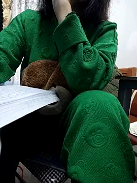 Haralushiaaa online show from November 2025 08:38:01 AM