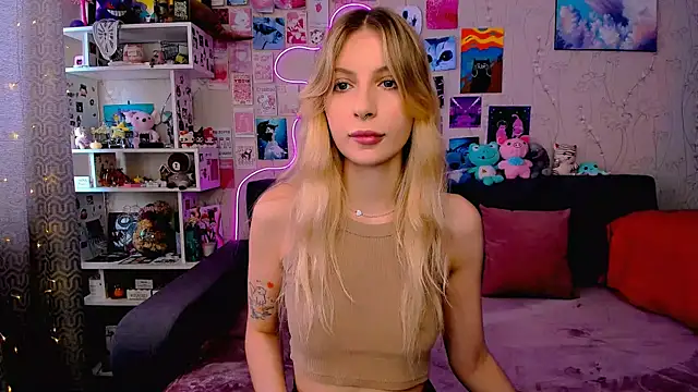 Snapshot of Maria_Hunt chatting on March 2025 04:27:01 AM Maria Hunt online show from March 2025 04:27:01 AM