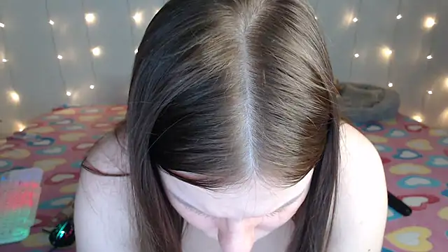 Snapshot of CindyAhKiss chatting on September 2025 06:43:02 PM CindyAhKiss online show from September 2025 06:43:02 PM