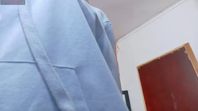 littleebluee online show from February 2025 02:46:01 AM