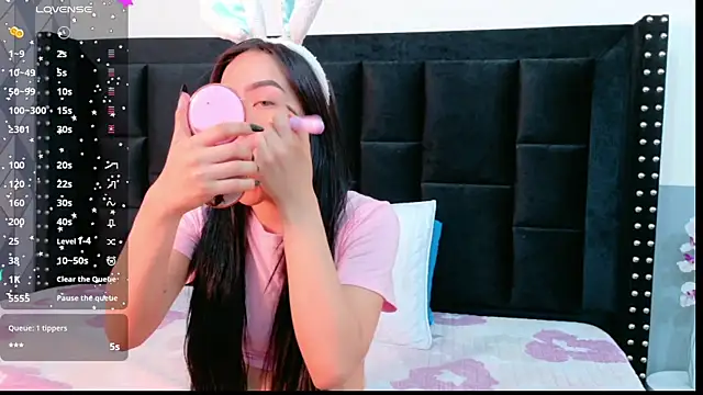 littleebluee online show from September 2025 07:46:02 PM