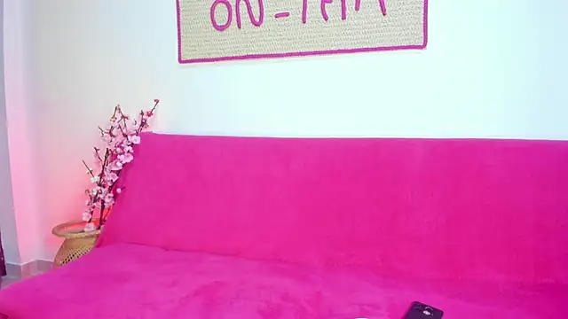 Snapshot of on_tefa chatting on April 2026 04:36:02 PM on tefa online show from April 2026 04:36:02 PM