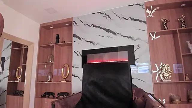 Vero Lodge online show from December 2024 08:01:02 AM