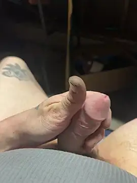 Snapshot of joeycbigcock chatting on March 2026 01:09:01 AM joeycbigcock online show from March 2026 01:09:01 AM