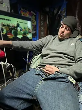 Snapshot of joeycbigcock chatting on March 2026 02:55:02 AM joeycbigcock online show from March 2026 02:55:02 AM