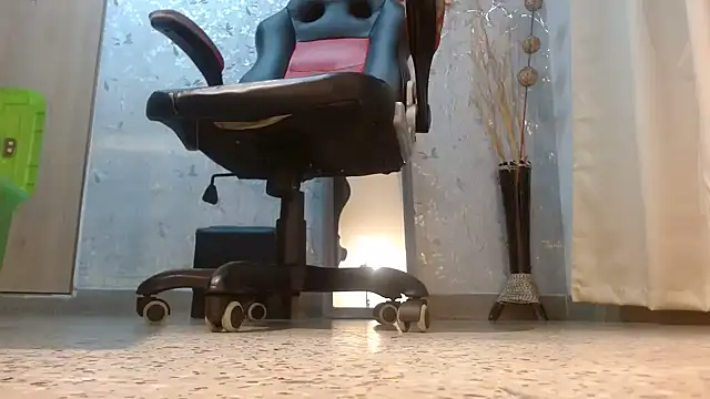 Samantabrown  online show from March 2026 11:06:02 AM