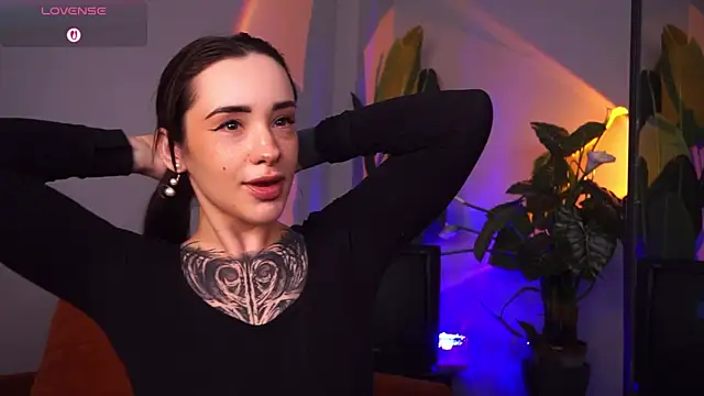 EvaCanton online show from March 2026 02:06:02 AM