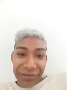 alejo cute online show from December 2024 02:02:02 PM