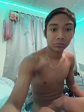 Snapshot of alejo_cute chatting on June 2026 02:08:02 PM alejo cute online show from June 2026 02:08:02 PM