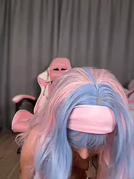 Snapshot of maddisonblush chatting on March 2025 11:23:02 PM maddisonblush online show from March 2025 11:23:02 PM