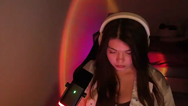 Snapshot of helengilmor chatting on March 2026 05:29:01 PM helengilmor online show from March 2026 05:29:01 PM