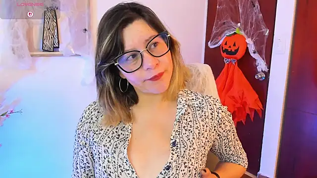 Snapshot of Chanelll_Taylorr_ chatting on October 2025 11:58:02 AM Chanelll Taylorr online show from October 2025 11:58:02 AM