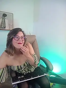 Chanelll Taylorr  online show from January 2026 05:26:01 PM