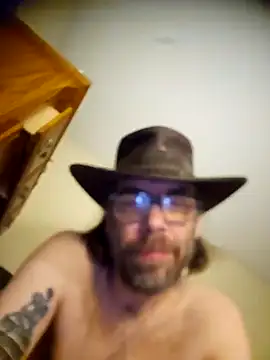 Snapshot of Geaux_Again chatting on December 2024 02:34:02 AM Geaux Again online show from December 2024 02:34:02 AM