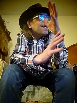 Snapshot of Geaux_Again chatting on January 2025 06:20:02 AM Geaux Again online show from January 2025 06:20:02 AM