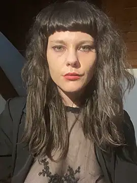 Snapshot of OniricFemme chatting on March 2025 11:47:02 AM OniricFemme online show from March 2025 11:47:02 AM