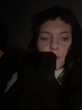 Snapshot of OniricFemme chatting on December 2025 09:42:01 PM OniricFemme online show from December 2025 09:42:01 PM