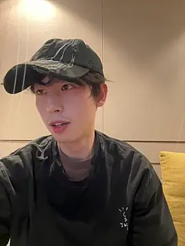 Snapshot of 1a1a1alll chatting on February 2025 02:24:01 PM 1a1a1alll online show from February 2025 02:24:01 PM