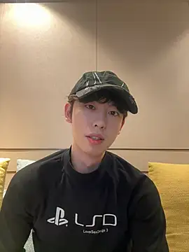 Snapshot of 1a1a1alll chatting on February 2025 02:14:02 PM 1a1a1alll online show from February 2025 02:14:02 PM