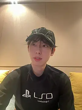 Snapshot of 1a1a1alll chatting on February 2025 02:48:01 PM 1a1a1alll online show from February 2025 02:48:01 PM